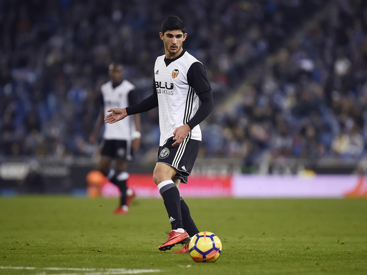 开云体育官网-集结日瓦伦西亚调整名单以备欧篮联；完成体检环节打磨；气氛紧张；训练强度明显提升的简单介绍